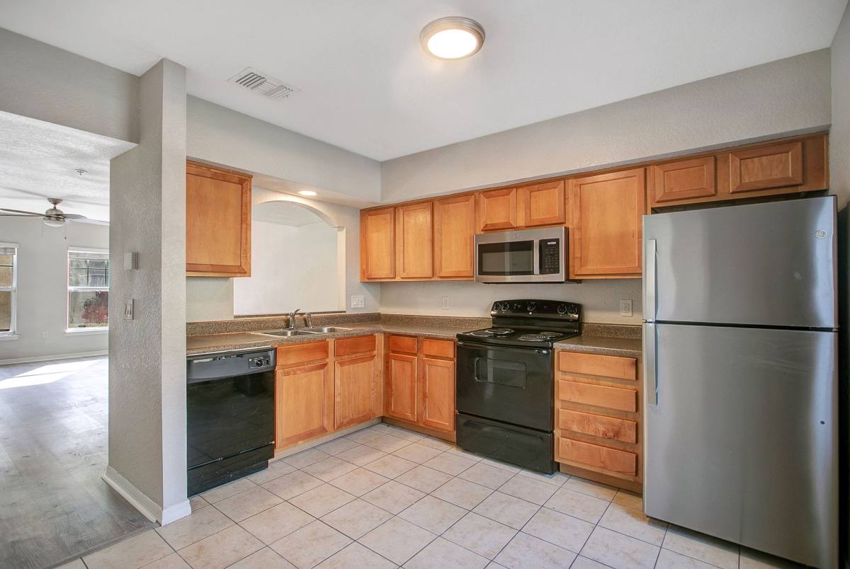 Apartment for rent at 3656 N Goldenrod Rd, Winter Park, FL 32792