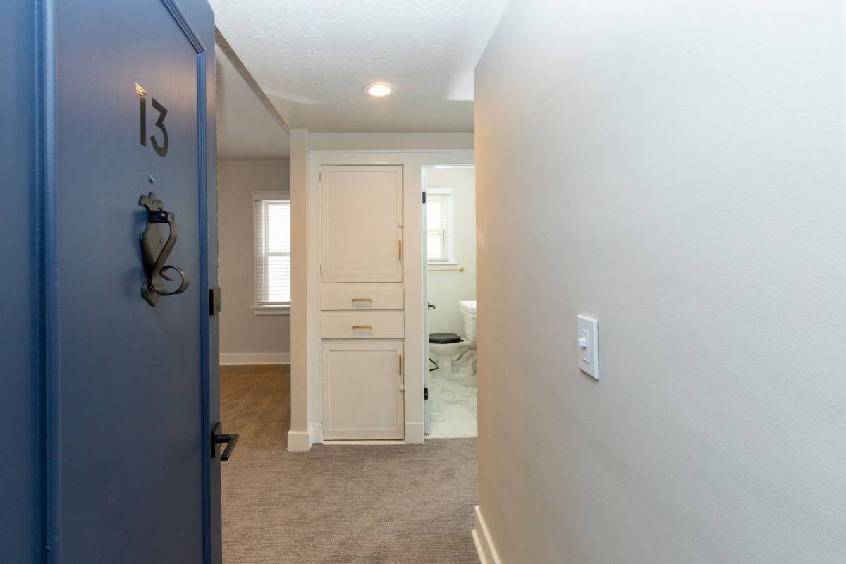 Apartment for rent at 100 S 242 E, Salt Lake City, UT 84111