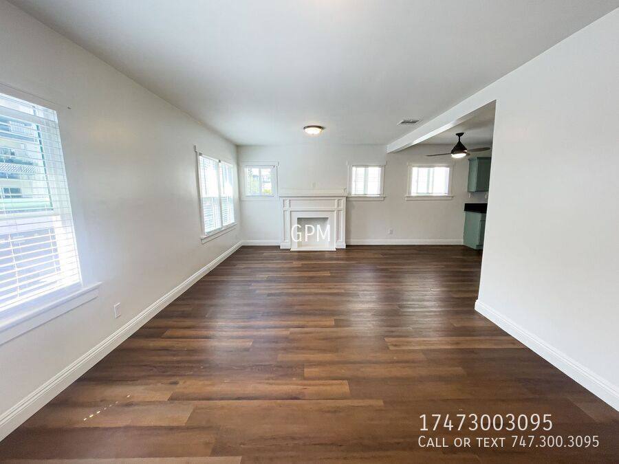 Apartment for rent at 338 S Benton Way, Los Angeles, CA 90057