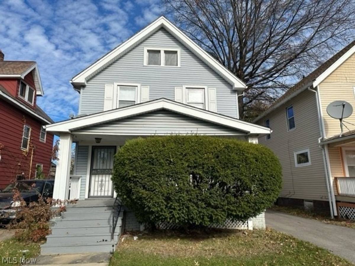 House for rent at 14205 Savannah Ave, Cleveland, OH 44112
