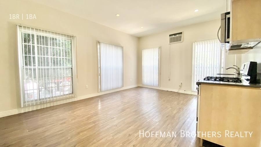 Apartment for rent at 3192 W 7th St #21A, Los Angeles, CA 90005