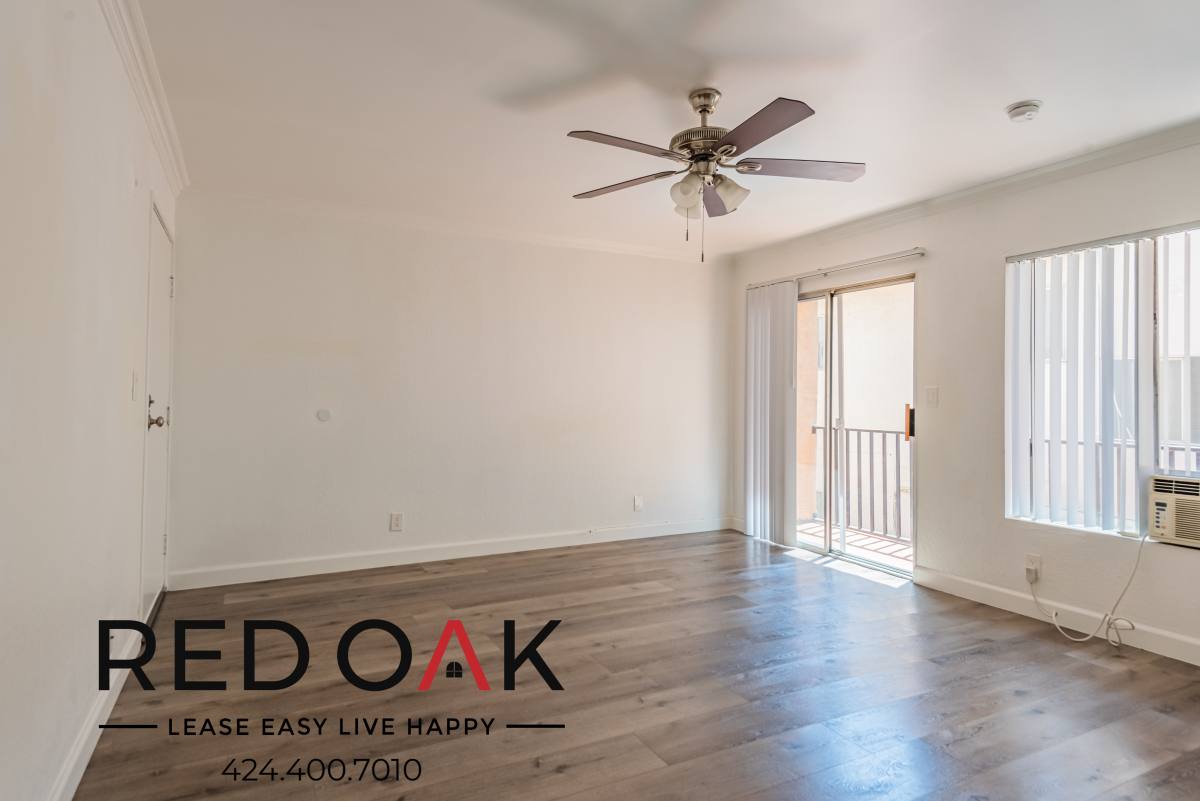 Condo for rent at 4069 Oakwood Ave #12, Los Angeles, CA 90004