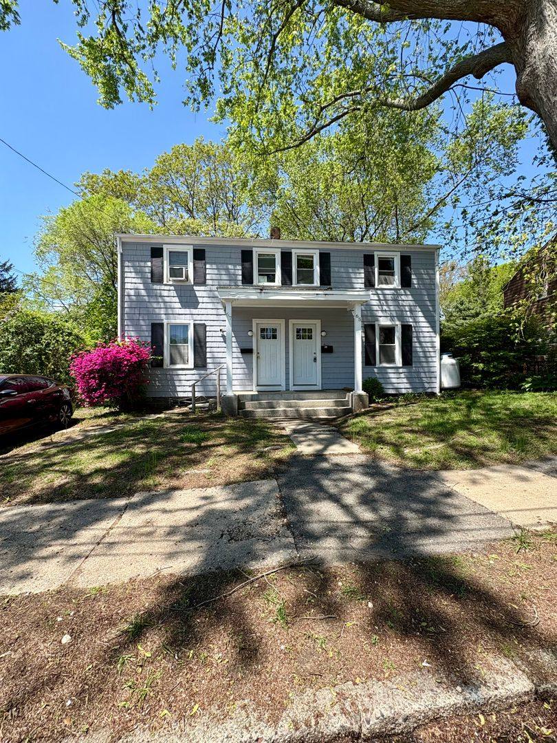 Apartment for rent at 65-67 Ridgeview Circle, New London, CT 06320