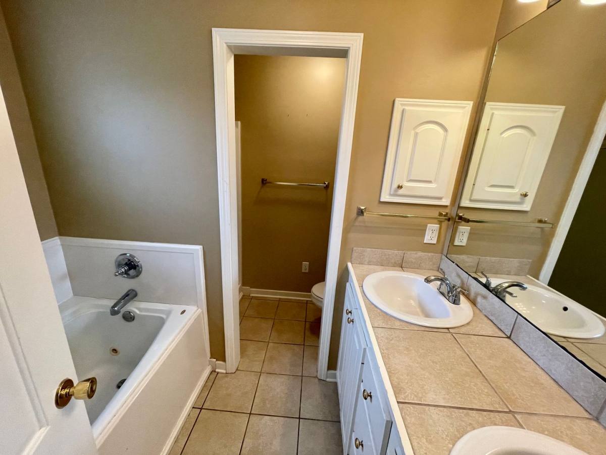 House for rent at 112 Ashton Dr, Brandon, MS 39047