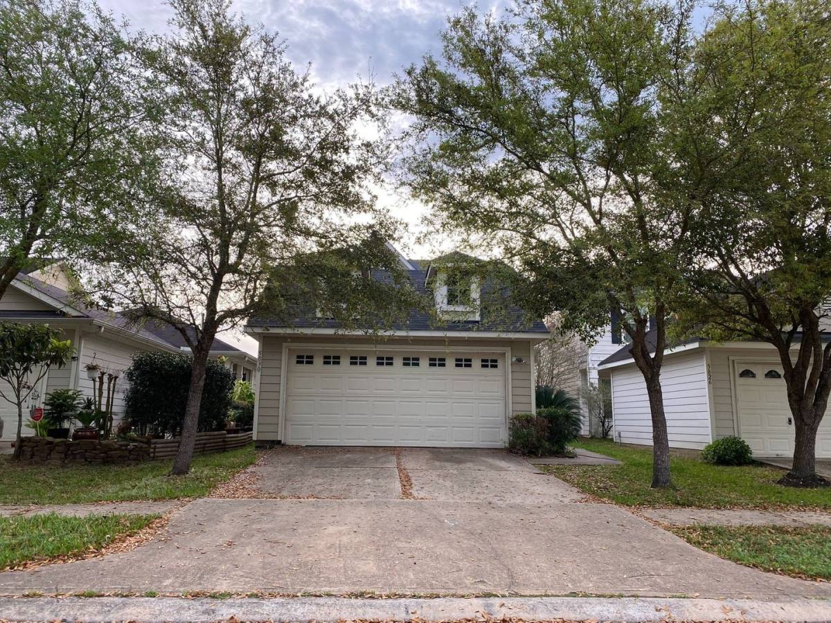 House for rent at 5830 Silver Oak, Missouri City, TX 77459