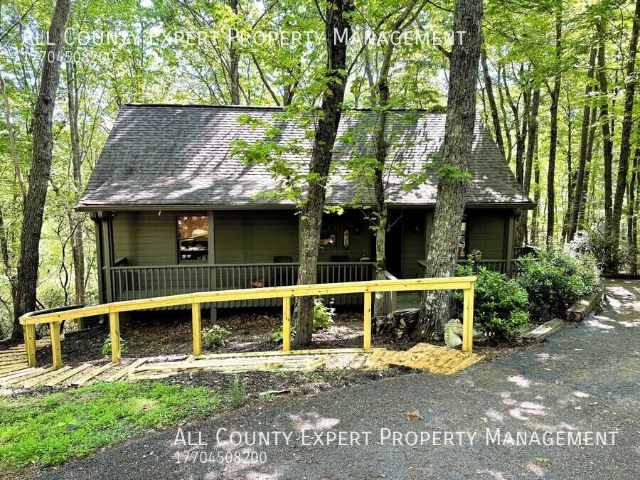 Apartment for rent at 438 Hunters Trace, Jasper, GA 30143