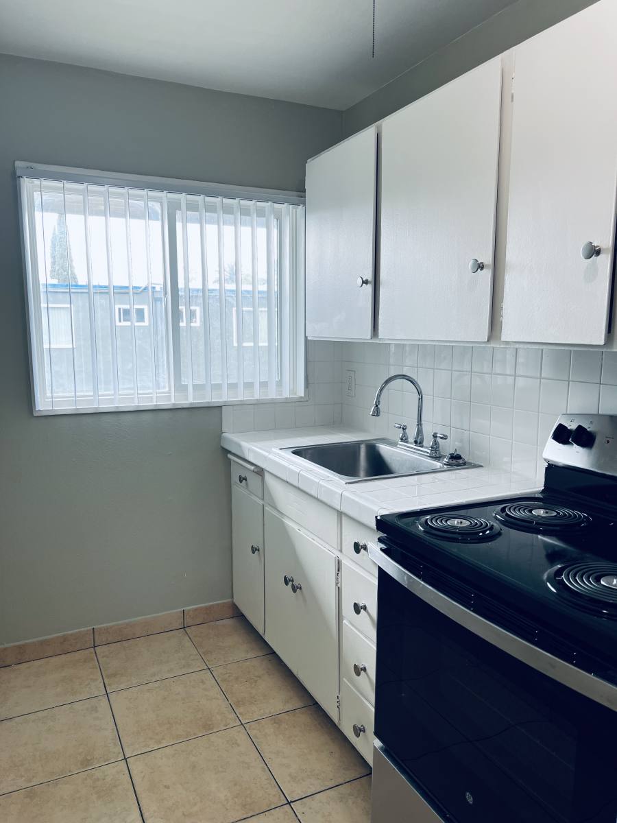 Apartment for rent at 6638 Macarthur Blvd #27, Oakland, CA 94605