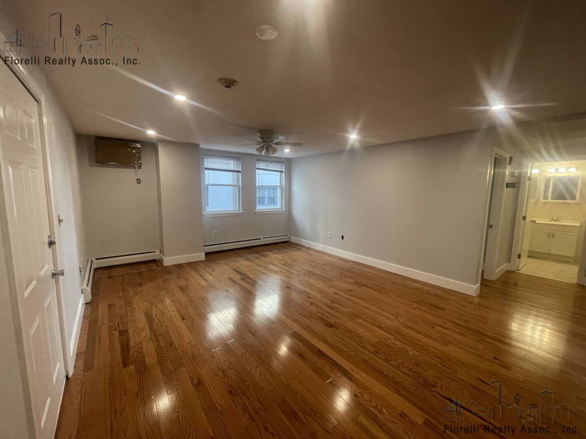 Apartment for rent at 41 Clark St #2, Boston, MA 02109