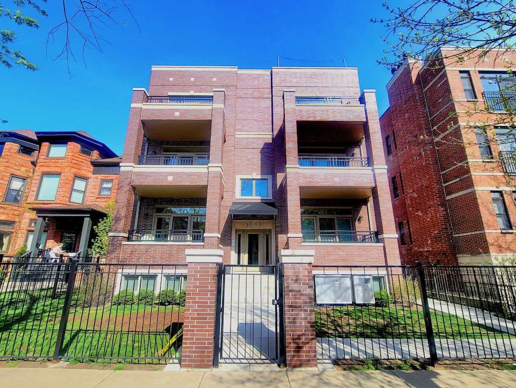 Apartment for rent at 4131 Kenmore #SA9, Chicago, IL 60613