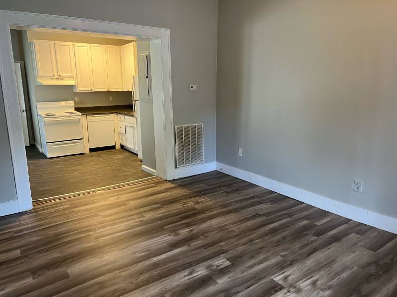 Apartment for rent at 1009 Windsor #2, Bristol, TN 37620