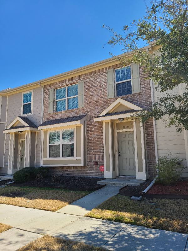 Townhouse for rent at 3080 Peyton Brook Dr, Fort Worth, TX 76137