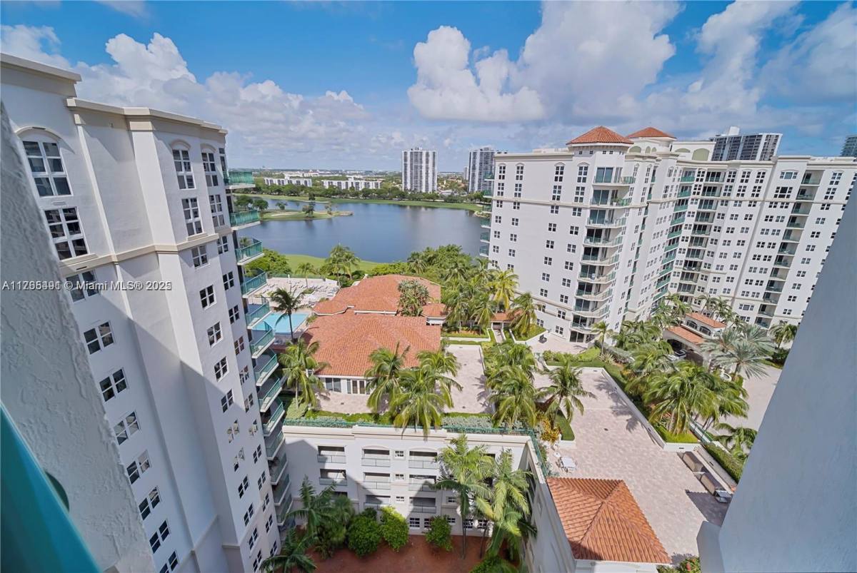 Apartment for rent at 19900 E Country Club Dr, Miami, FL 33180