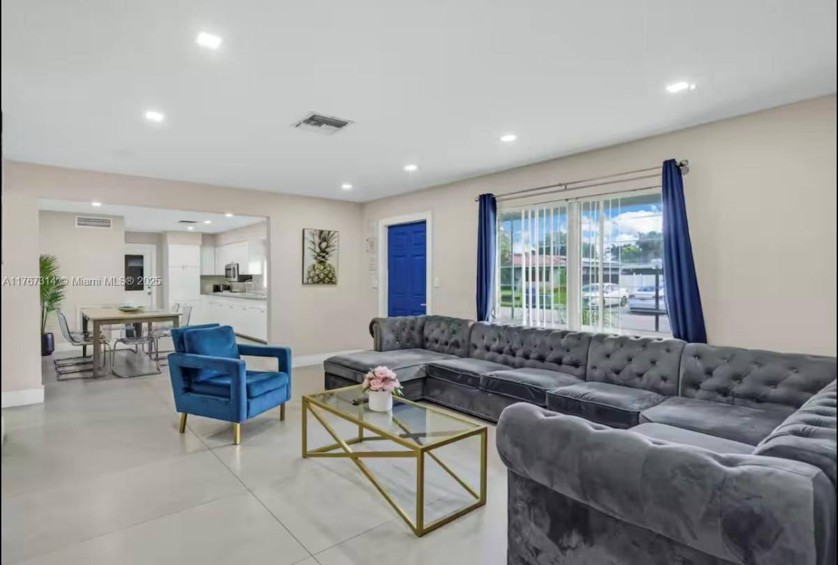 House for rent at 2217 NW 4th Ave, Fort Lauderdale, FL 33311