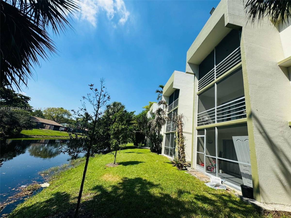 Condo for rent at 4215 N University Dr #315, Fort Lauderdale, FL 33351
