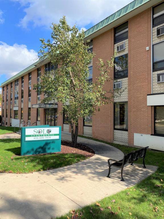 Apartment for rent at 610 Abbot Rd, East Lansing, MI 48823