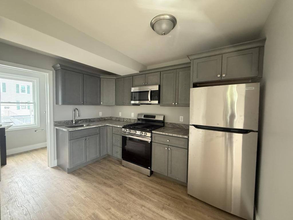 Apartment for rent at 212 Robeson St, Fall River, MA 02720