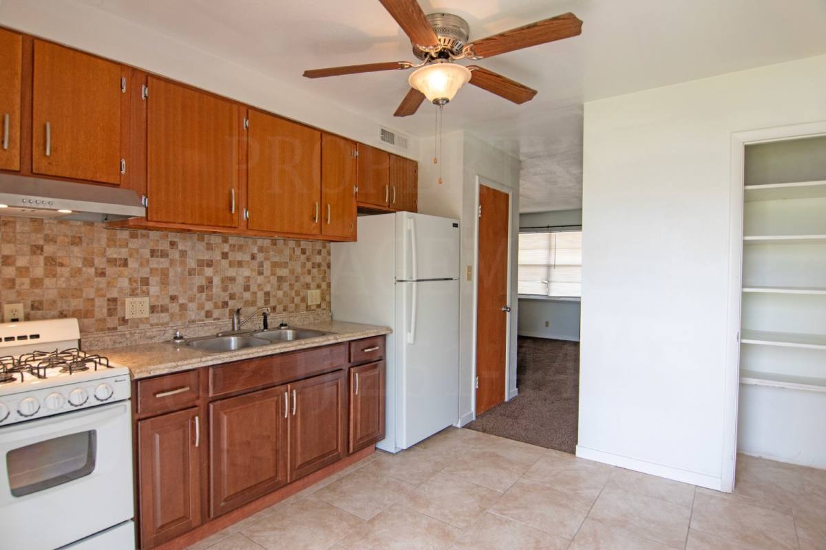 Apartment for rent at 403 W 9th St #24, Coffeyville, KS 67337