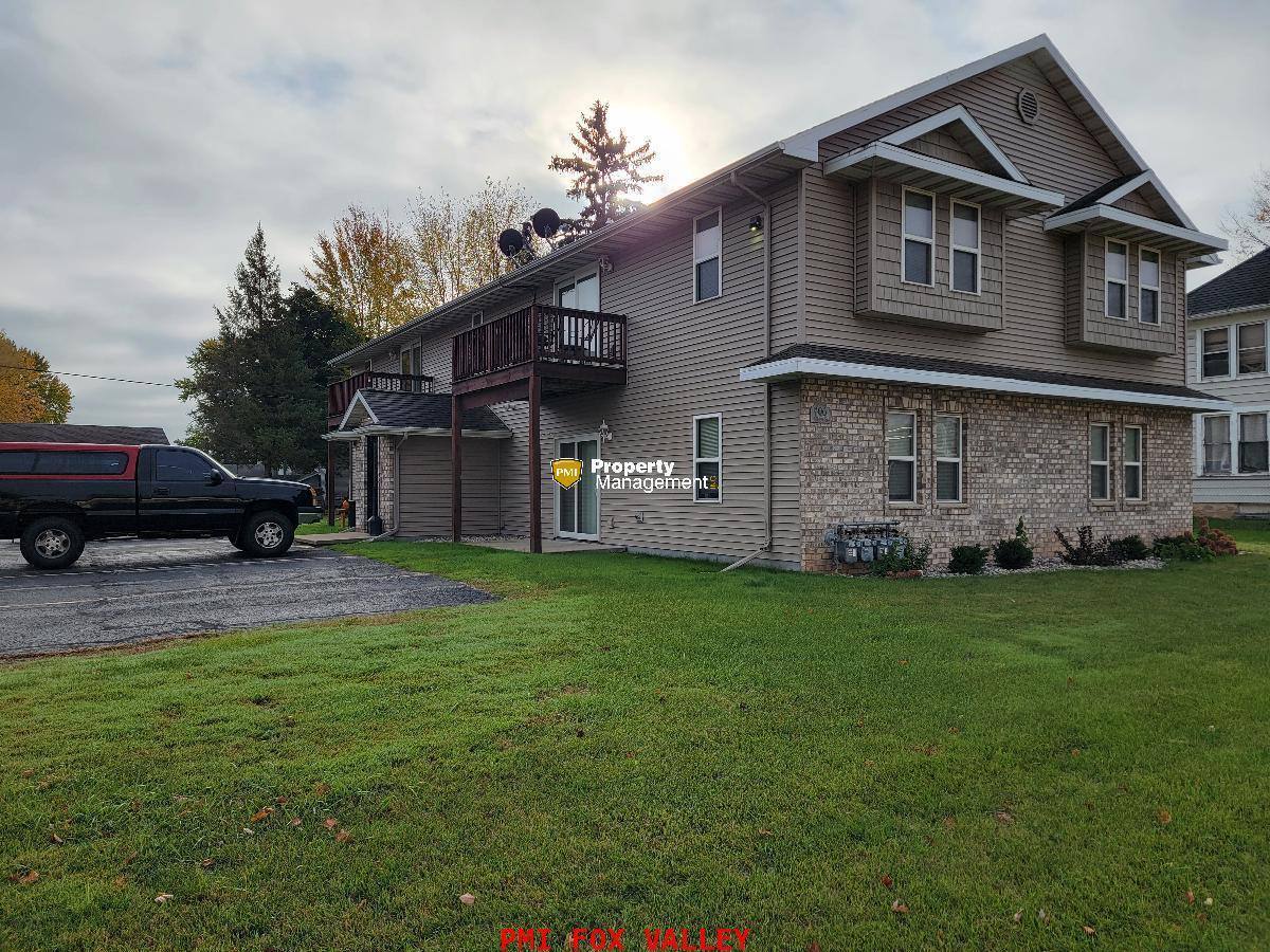 Apartment for rent at 406 N Main St #C, Black Creek, WI 54106