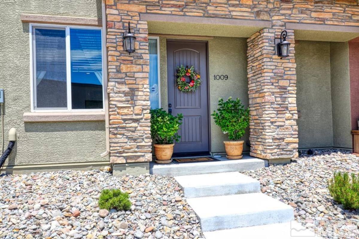 Townhouse for rent at 1009 Arbor, Carson City, NV 89701