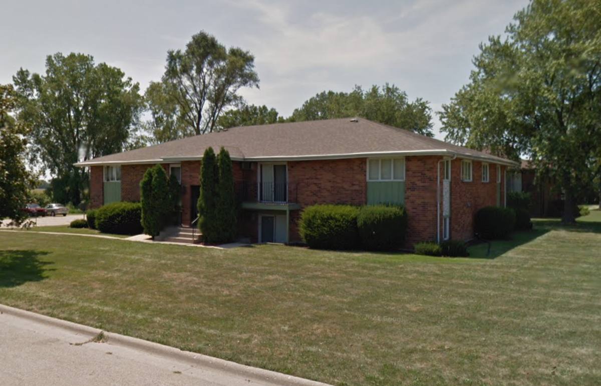 Apartment for rent at 4973 Hampshire Close, Rockford, IL 61109