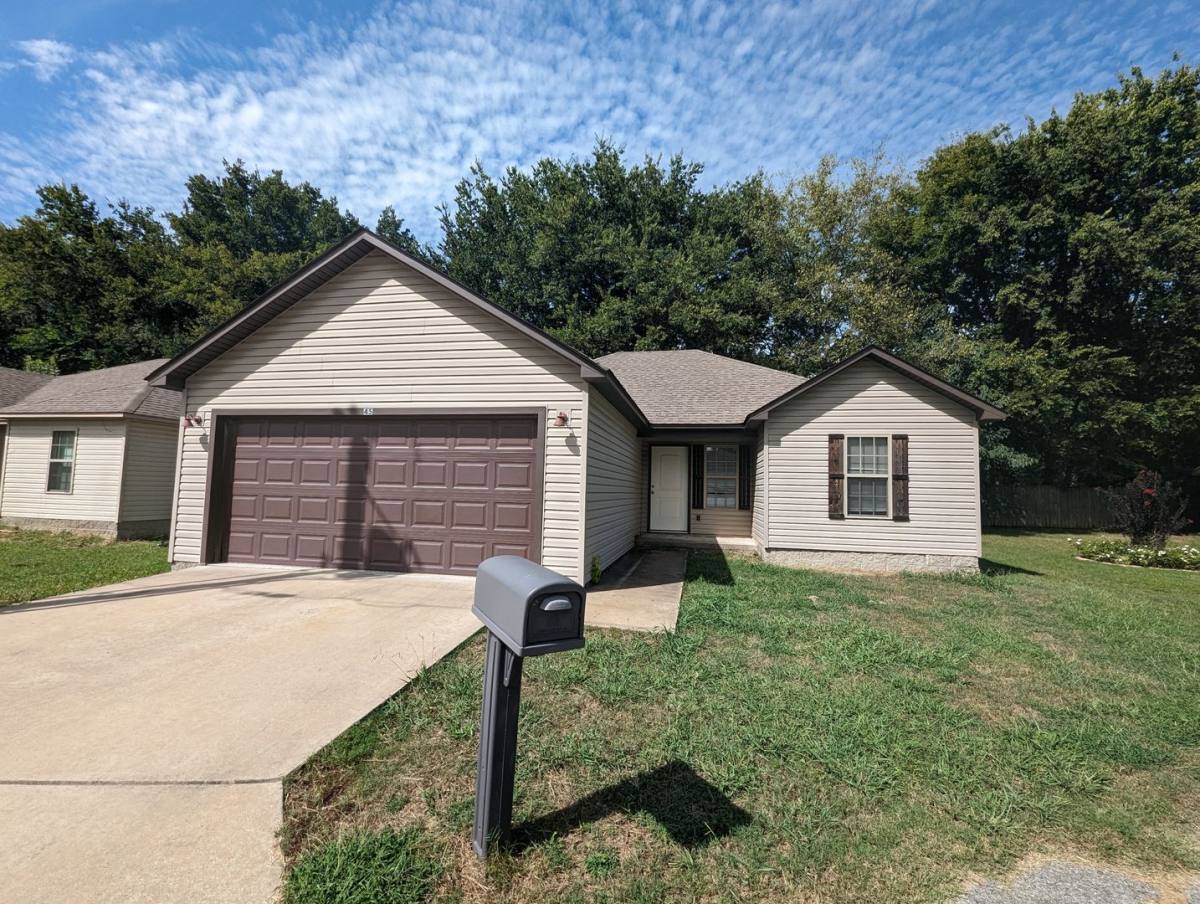 House for rent at 45 Southstone Dr, Batesville, AR 72501