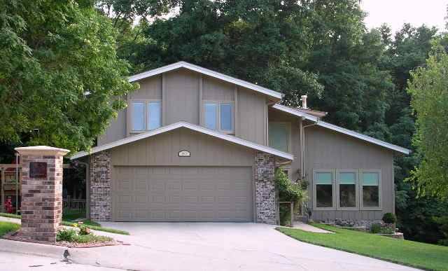 House for rent at 1405 Childs Rd E, Bellevue, NE 68123