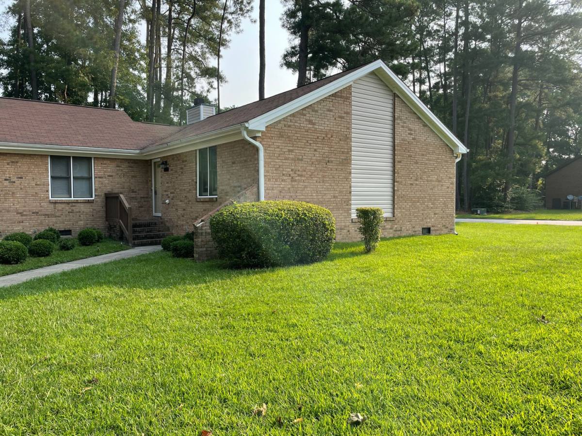 House for rent at 499 Coronation Dr, Fayetteville, NC 28311