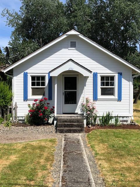 House for rent at 250 SW 13th St, Chehalis, WA 98532