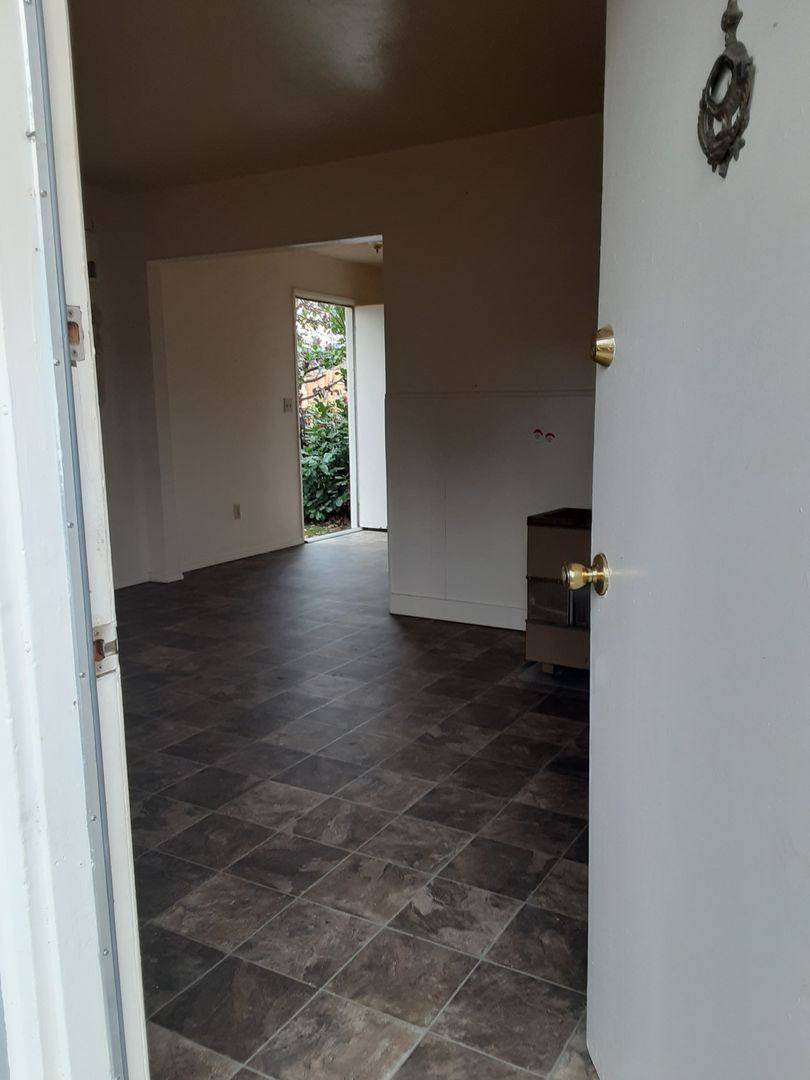 Apartment for rent at 1850 Rogue River Highway, Grants Pass, OR 97527
