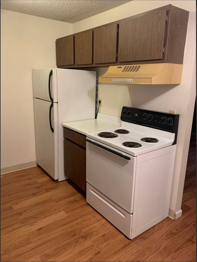 Apartment for rent at 110 W Lakeland, Morton, IL 61550