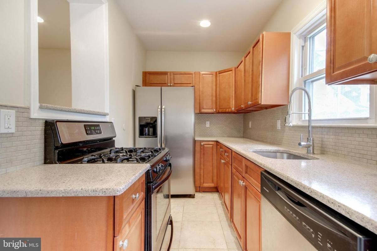 Apartment for rent at 4639 Umbria St #1, Philadelphia, PA 19127