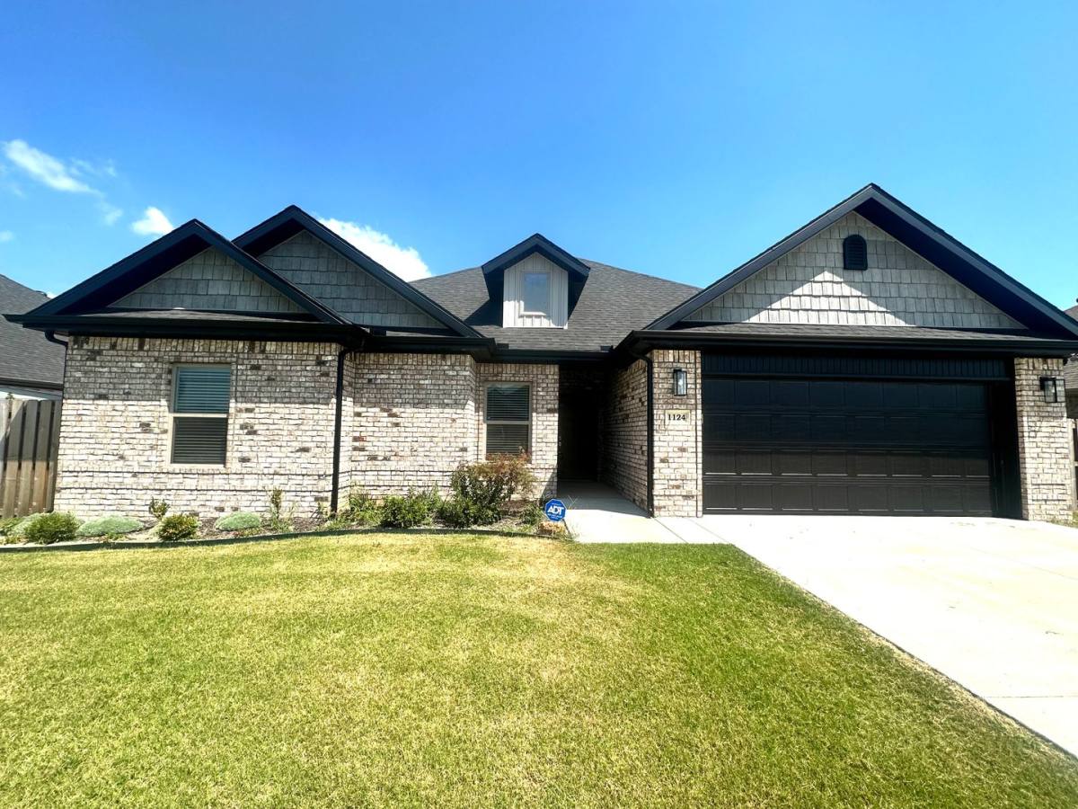 House for rent at 1124 Laux Lane, Pea Ridge, AR 72751