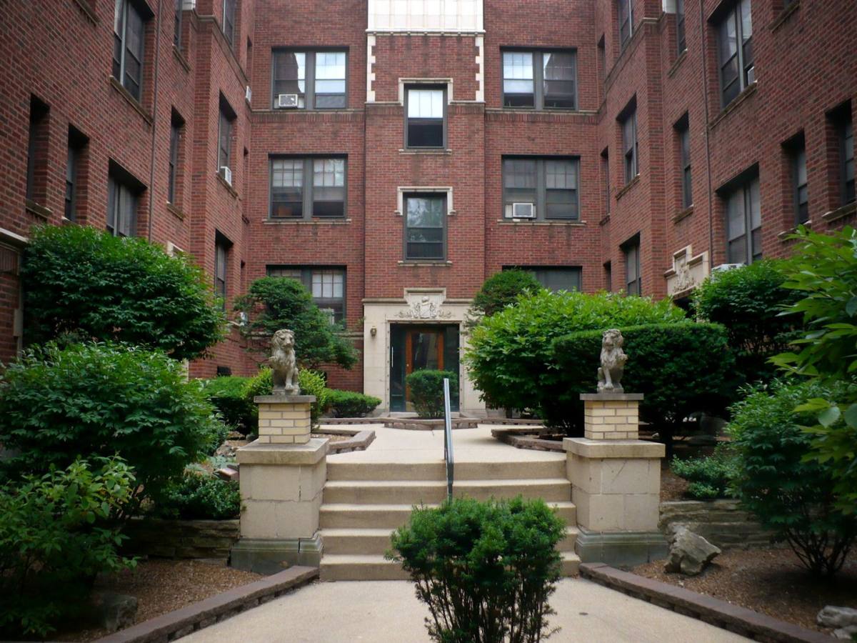 915-23 W George, Chicago, IL 60657