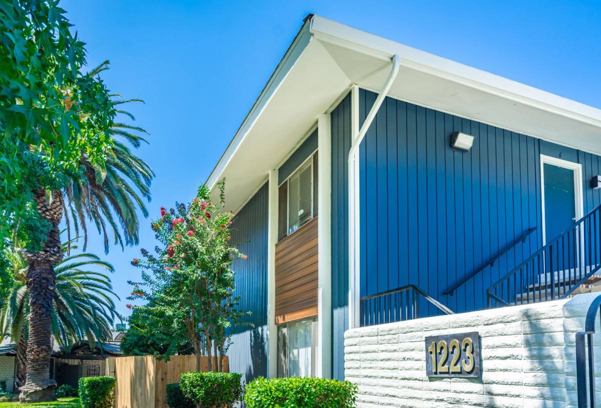 1223 Stratford Circle, Stockton, CA 95207