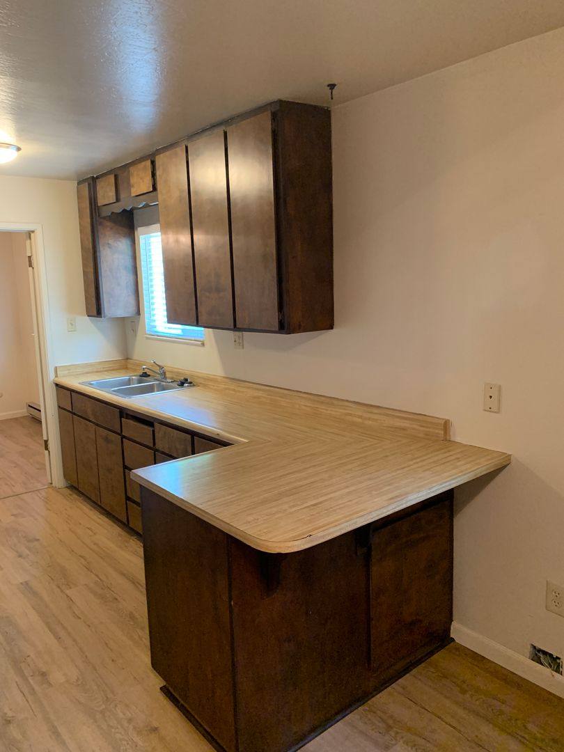 House for rent at 535 1 2 N Orange Ave, Modesto, CA 95350