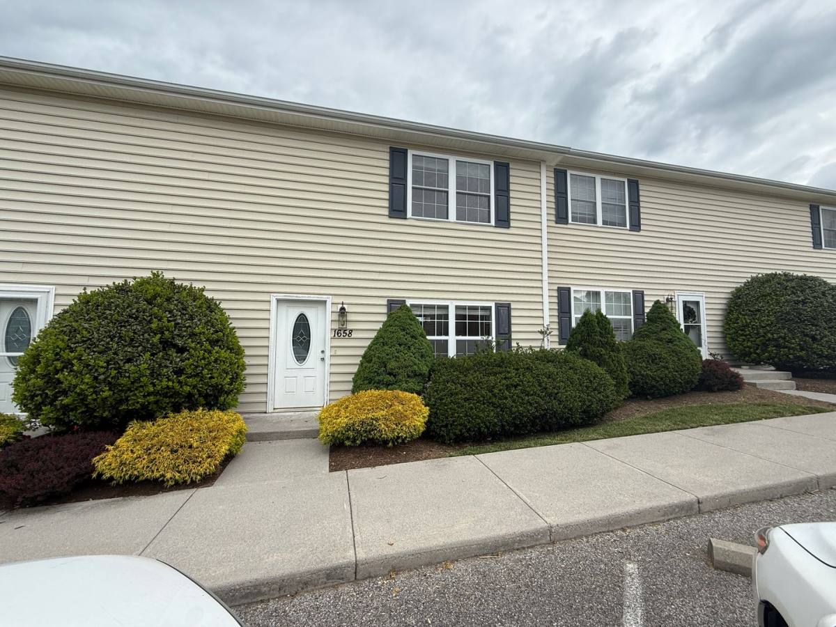 Condo for rent at 1658 Providence Blvd, Catawba, VA 24070