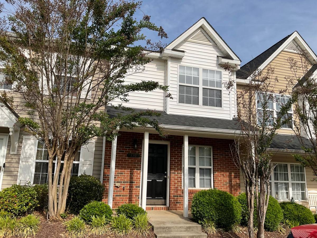 Townhouse for rent at 130 Mangum Circle, Mooresville, NC 28117