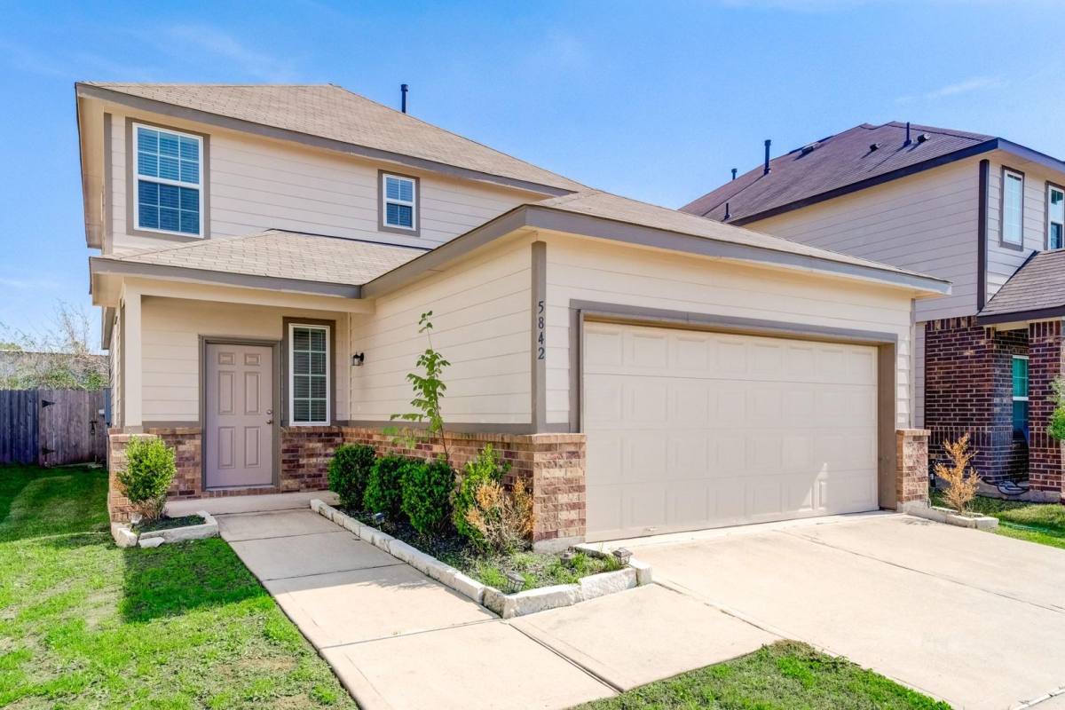 House for rent at 5842 Adelaide River Dr, Katy, TX 77449