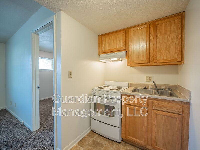 Apartment for rent at 1121 N College Dr #44, Maryville, MO 64468