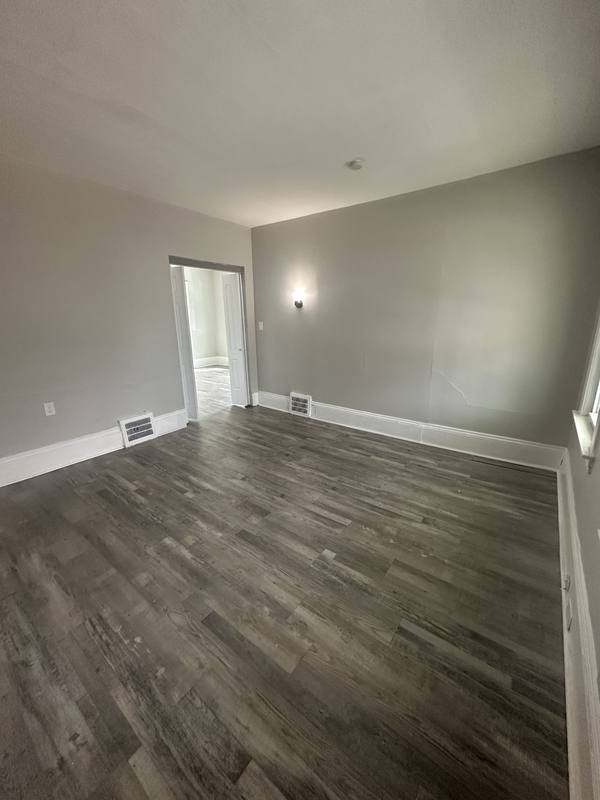 Apartment for rent at 2177 W 83rd St #UPSTAIRS, Cleveland, OH 44102