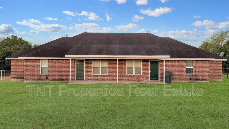 Apartment for rent at 9902 Risky's Ranch Dr, College Station, TX 77845