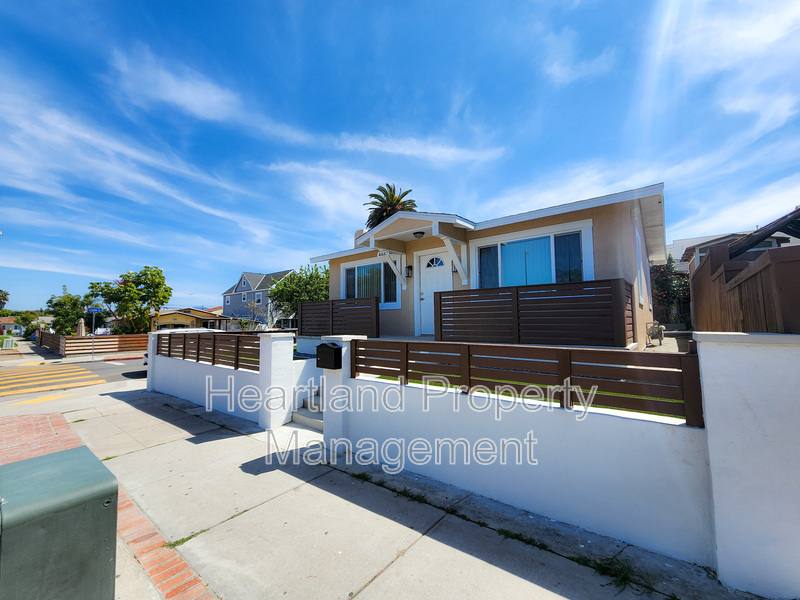 4487 Landis St, San Diego, CA 92105