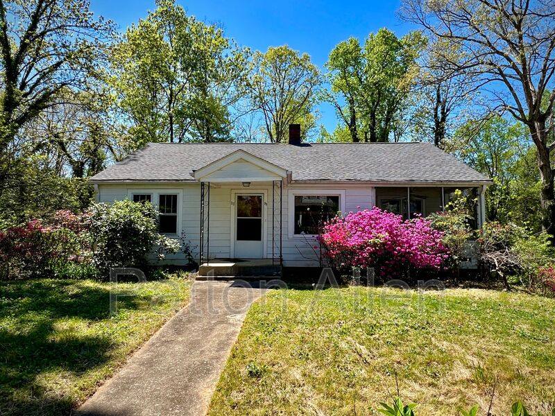 House for rent at 93 Raleigh Rd, Asheville, NC 28803