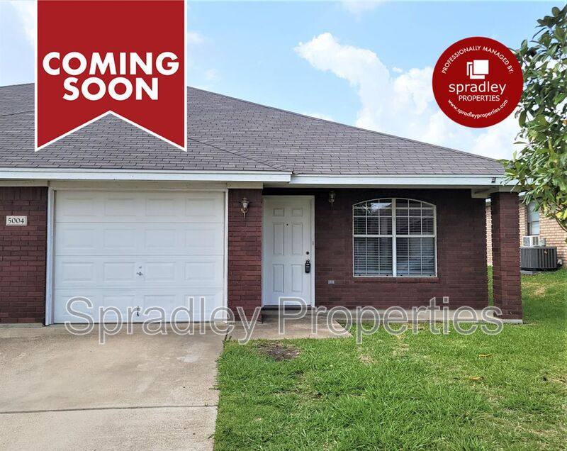 Townhouse for rent at 5004B John David Dr, Killeen, TX 76549