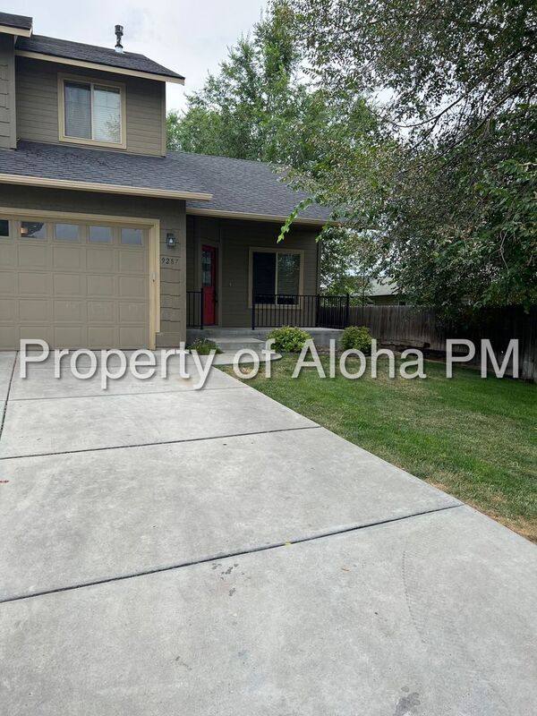 Townhouse for rent at 9287 W Goggin Court, Boise, ID 83704