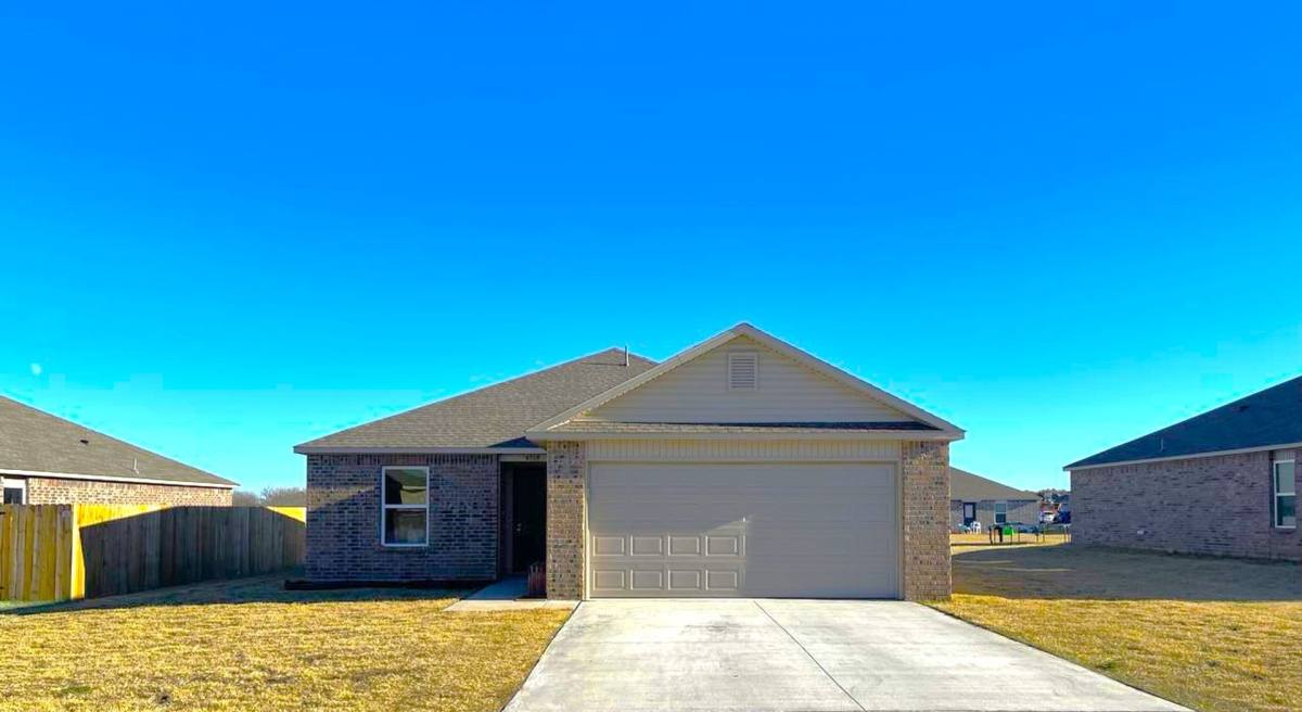 House for rent at 4308 Driftwood Dr, Harrah, OK 73045