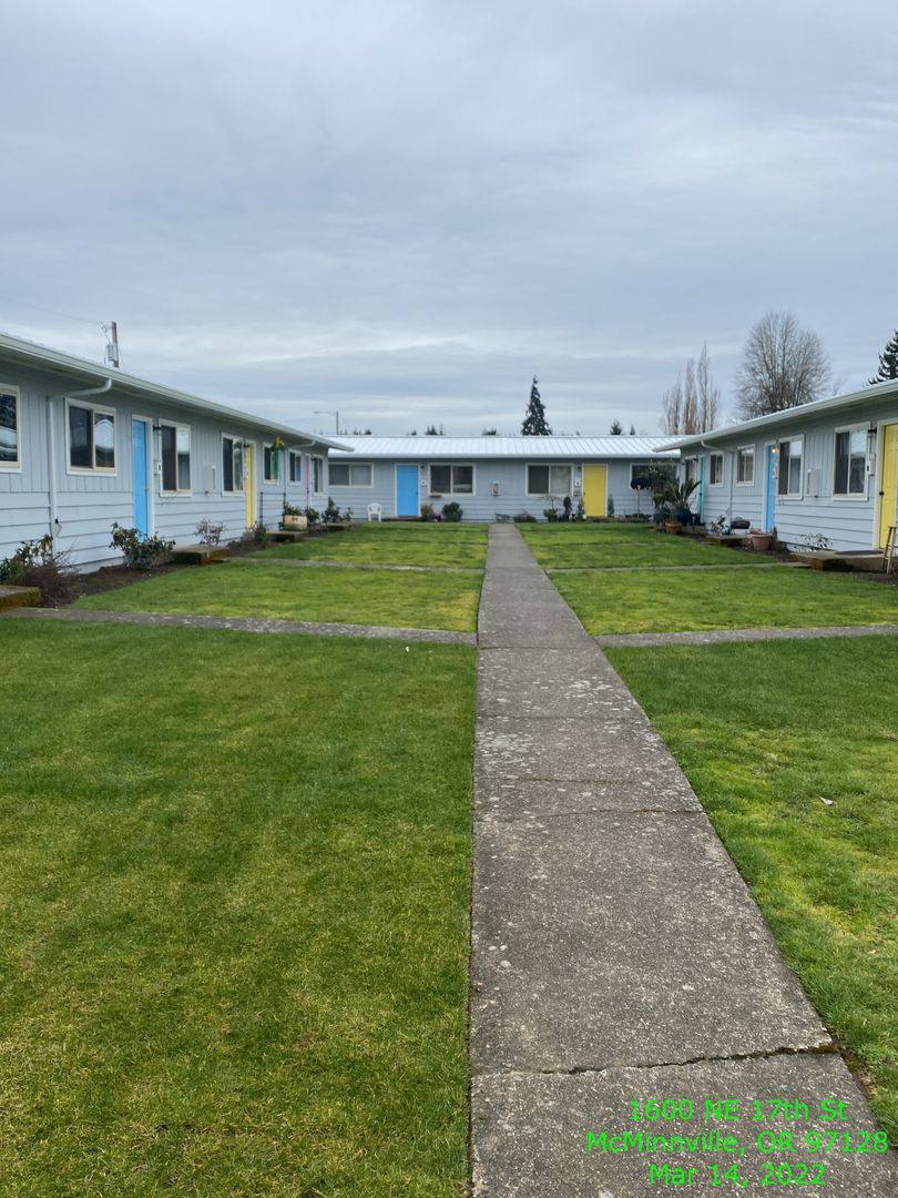 Apartment for rent at 1600 NE 17th, McMinnville, OR 97128