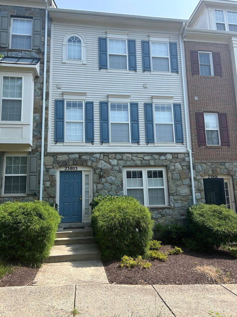 House for rent at 23803 Branchbrier Way, Rockville, MD 20850