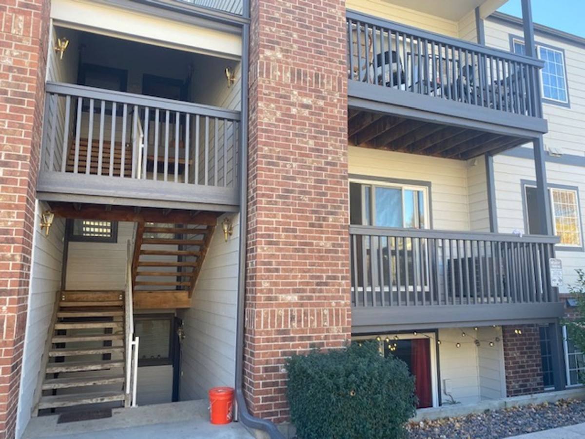 Apartment for rent at 6310 Oak St, Arvada, CO 80004