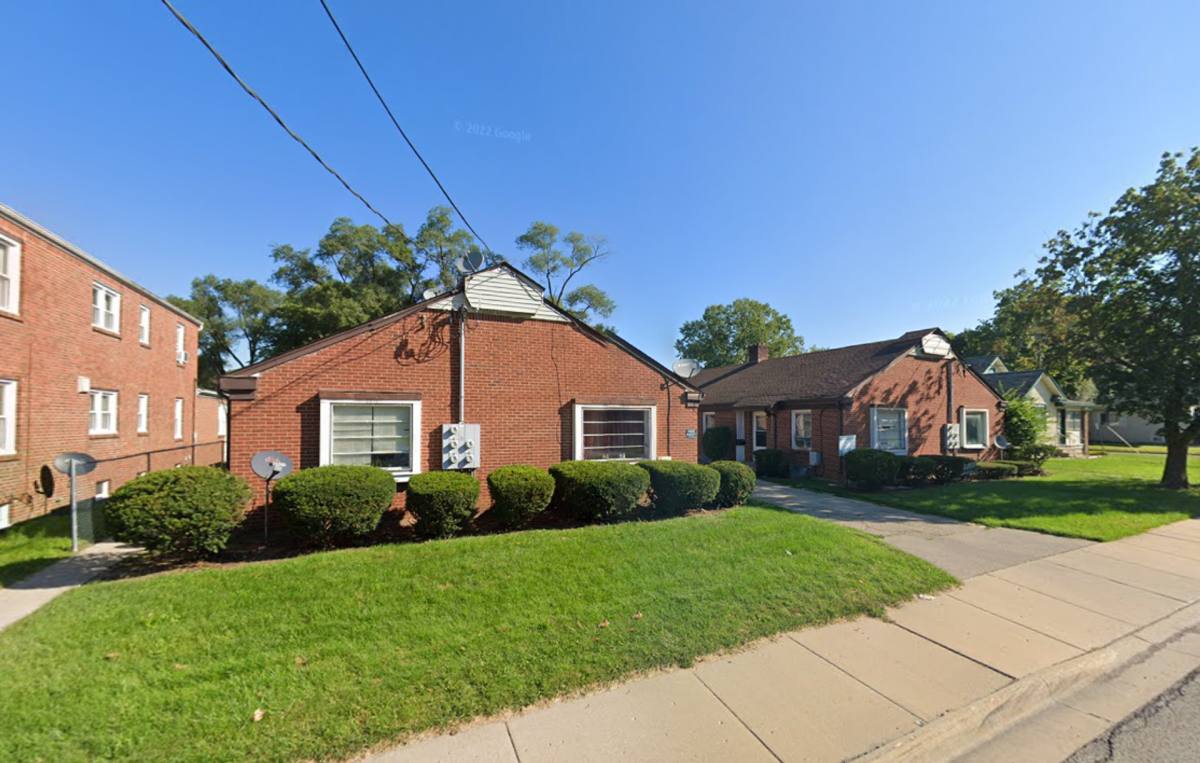 Apartment for rent at 2307 Auburn St, Rockford, IL 61103